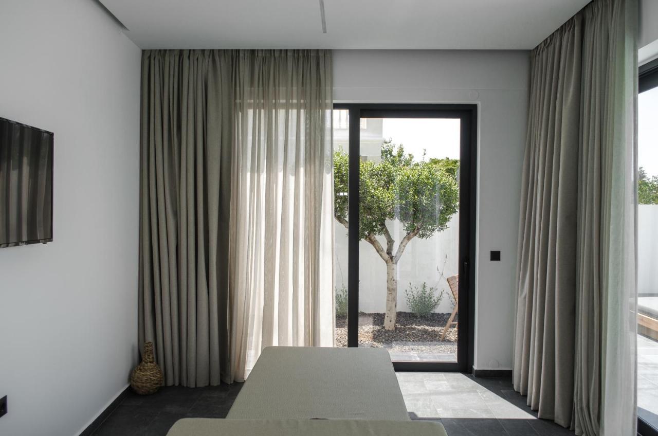 Hygge Suites Hersonissos  Bagian luar foto